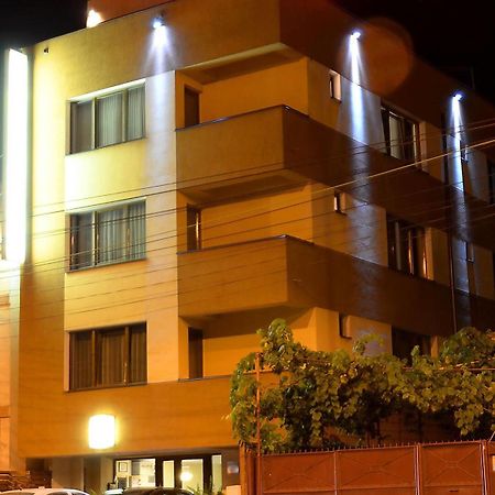 סיביו Hotel Premier מראה חיצוני תמונה