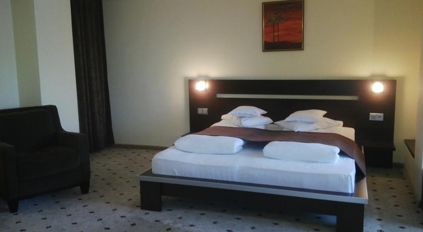 סיביו Hotel Premier מראה חיצוני תמונה