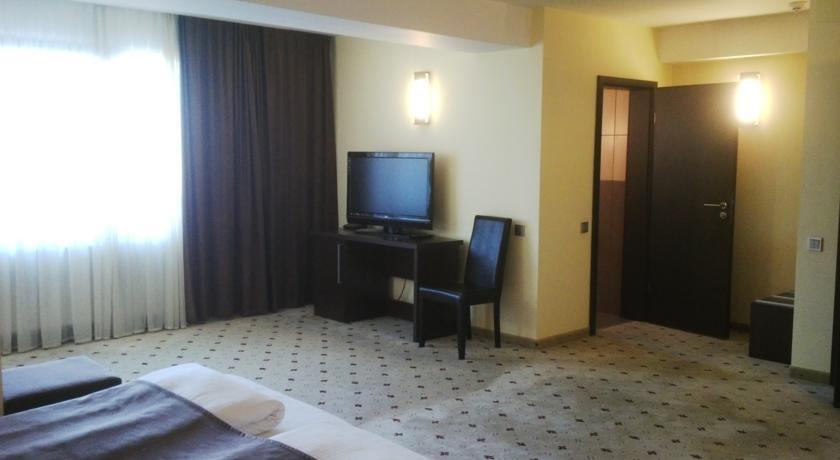סיביו Hotel Premier מראה חיצוני תמונה