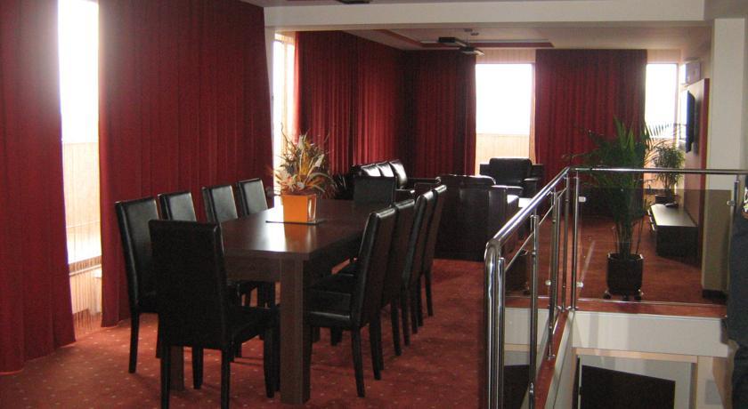 סיביו Hotel Premier מראה חיצוני תמונה
