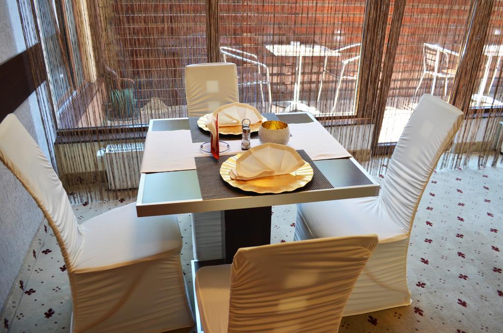 סיביו Hotel Premier מראה חיצוני תמונה
