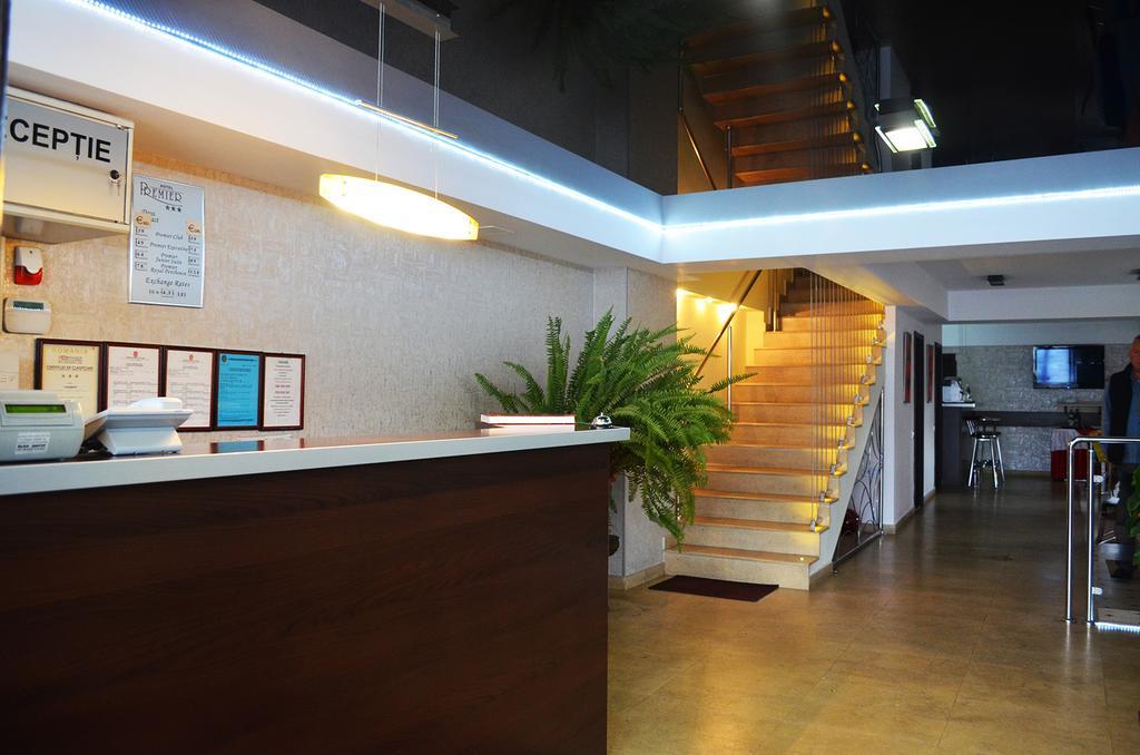 סיביו Hotel Premier מראה חיצוני תמונה