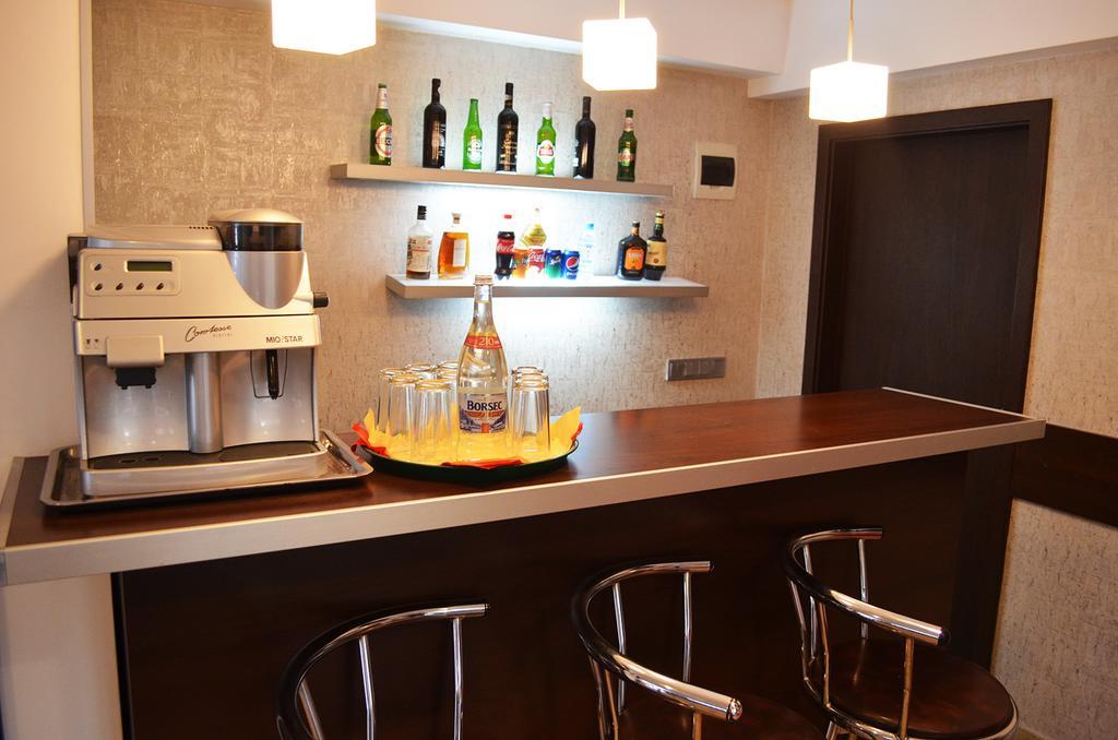 סיביו Hotel Premier מראה חיצוני תמונה